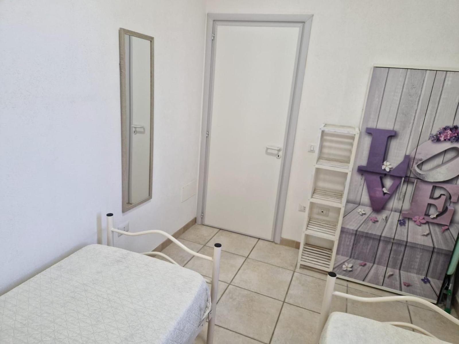 Villa Mary Santisidoro Nordsudcasavacanza Torre Squillace Bagian luar foto